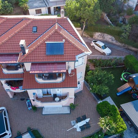 Apartmani Andiks Dramalj Zewnętrze zdjęcie
